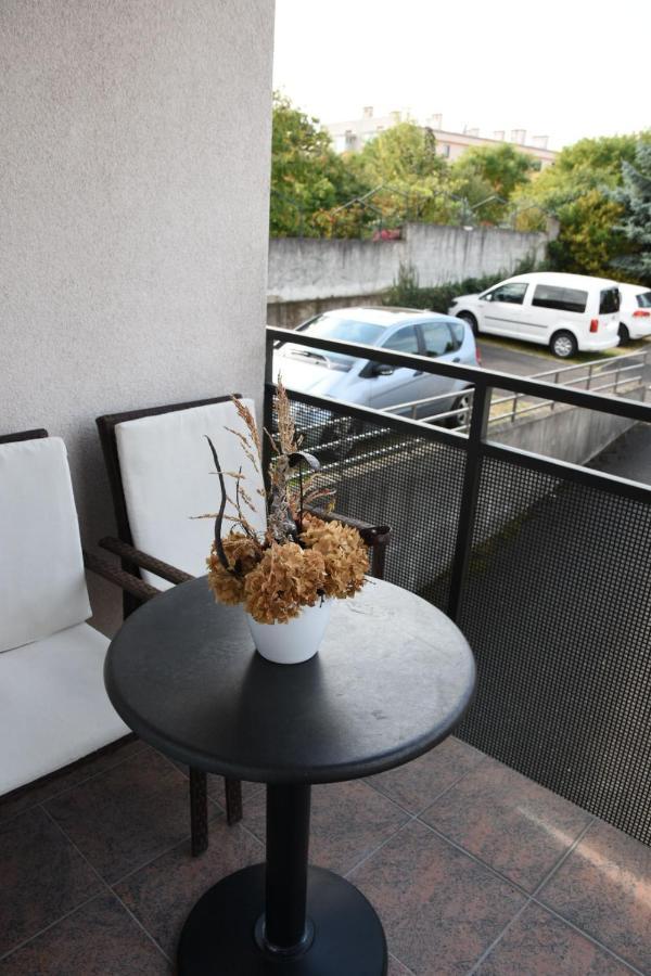 Api Apartment Zagreb Exterior foto